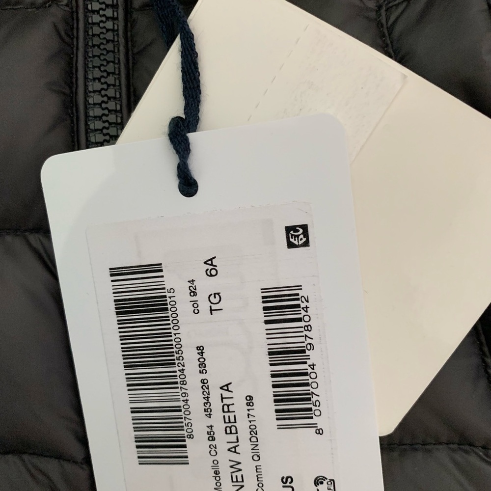Moncler NWT New Alberta Kids Down Jacket w/ Fox Fur Trim Size 6 Gray. - Picture 9 of 16
